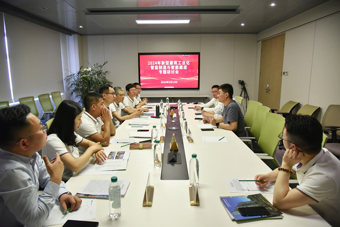 鲲鹏控股集团董事长毛晨阳率队访问汉尔姆，交流激发新思路